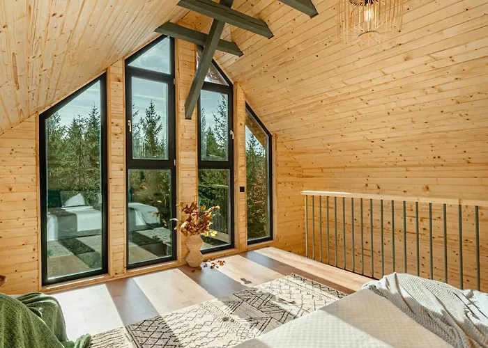 Apusenity- Refugiu Modern In Inima Naturii, Aproape De Cluj