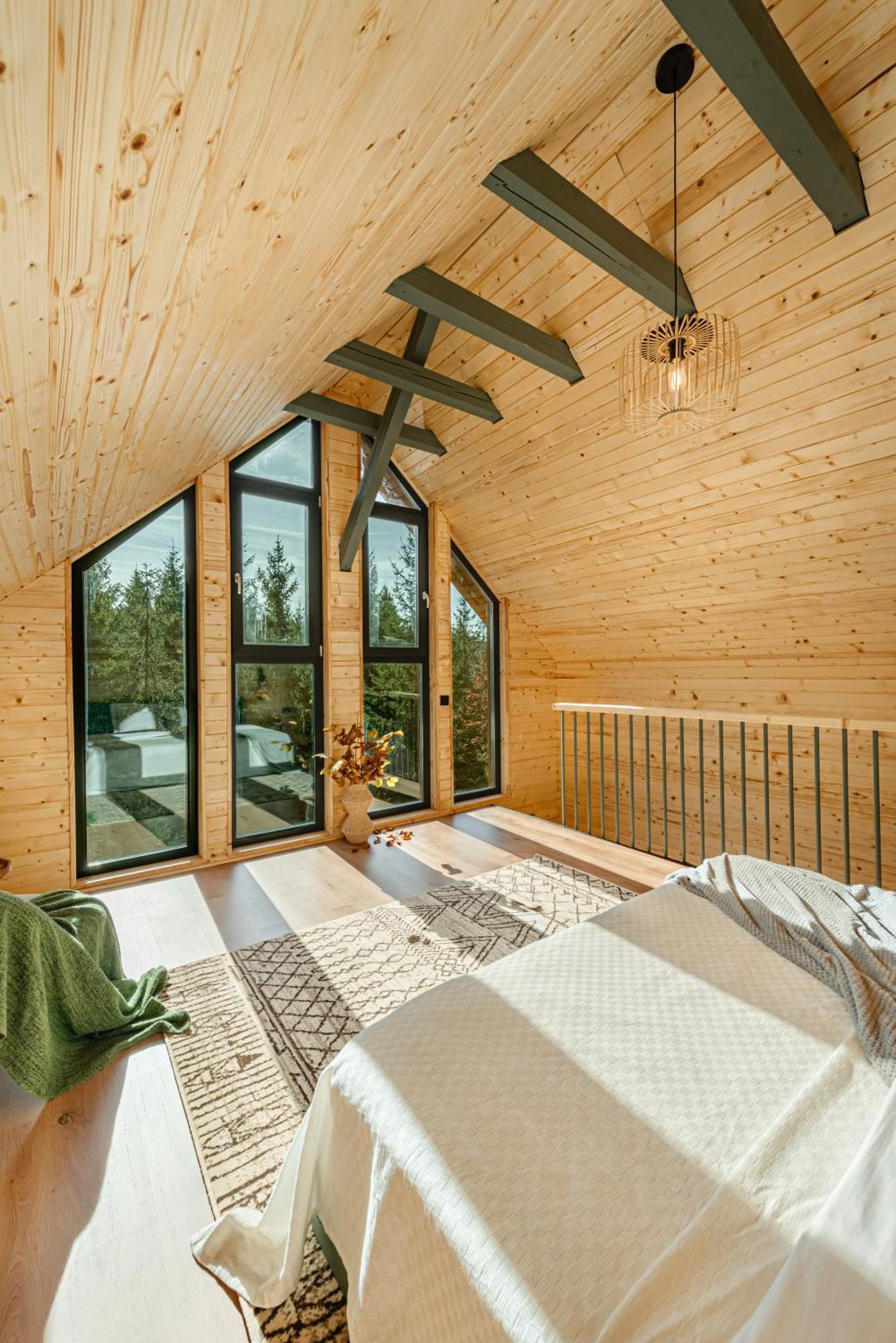 Apusenity- Refugiu Modern In Inima Naturii, Aproape De וילה *