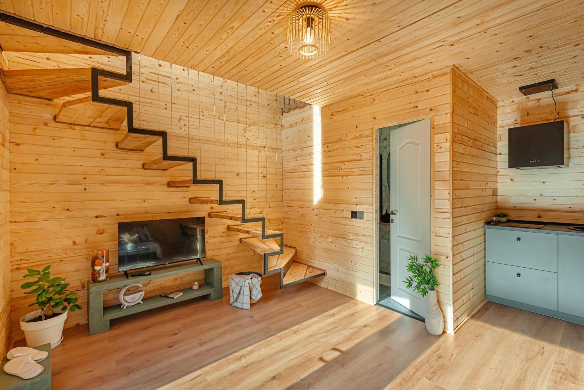 Apusenity- Refugiu Modern In Inima Naturii, Aproape De וילה *